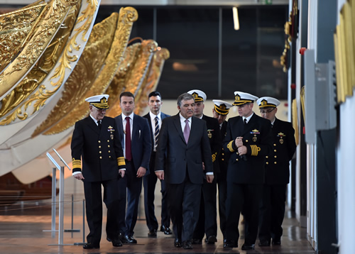 11. Cumhurbaşkanı Abdullah Gül, 118 yaşındaki Beşiktaş'taki Deniz Müzesi’ni Ziyaret Etti